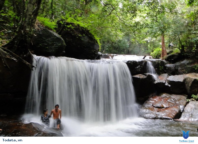 Suối tranh phú quốc